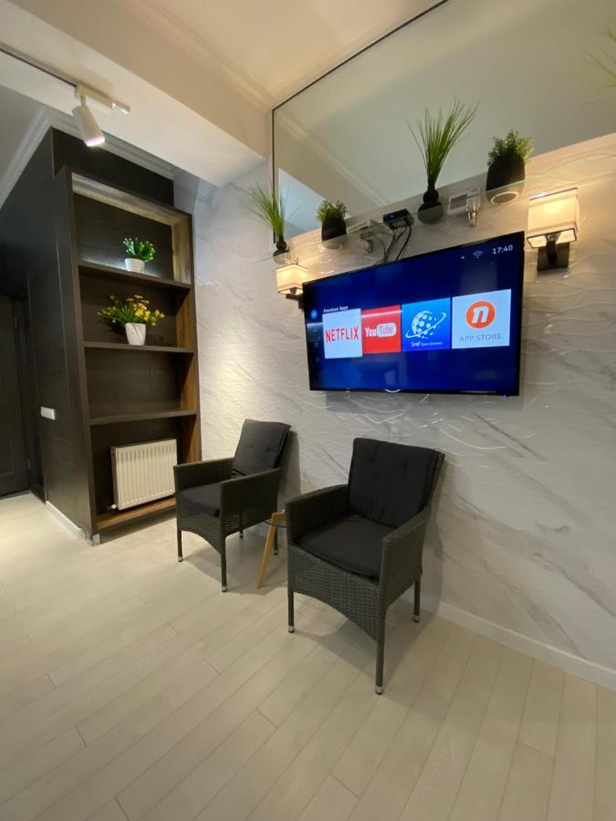 New Double Room Luxury Apartment In The Center Kisinyov Kültér fotó