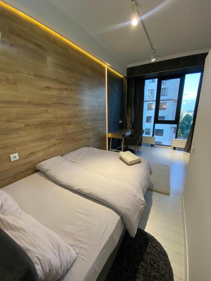 New Double Room Luxury Apartment In The Center Kisinyov Kültér fotó