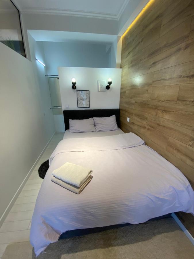 New Double Room Luxury Apartment In The Center Kisinyov Kültér fotó
