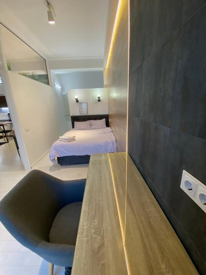 New Double Room Luxury Apartment In The Center Kisinyov Kültér fotó