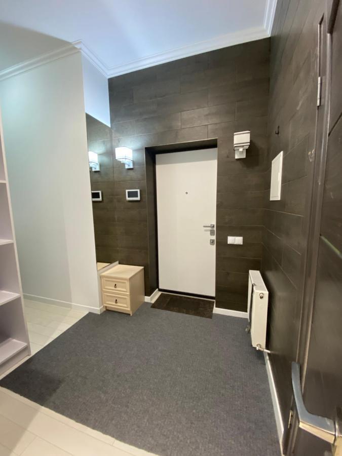 New Double Room Luxury Apartment In The Center Kisinyov Kültér fotó