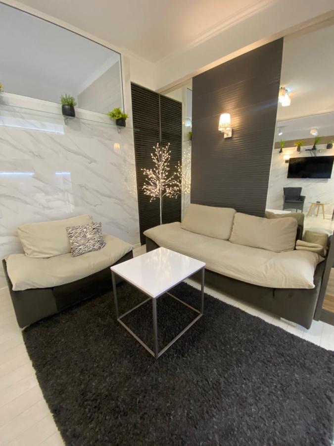 New Double Room Luxury Apartment In The Center Kisinyov Kültér fotó