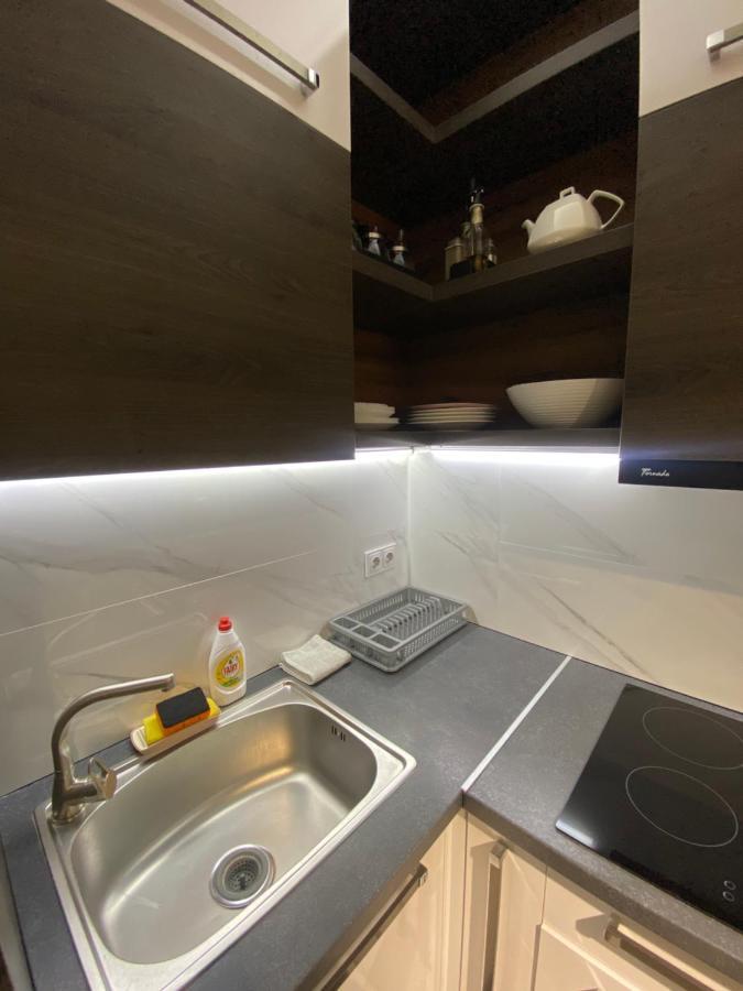 New Double Room Luxury Apartment In The Center Kisinyov Kültér fotó