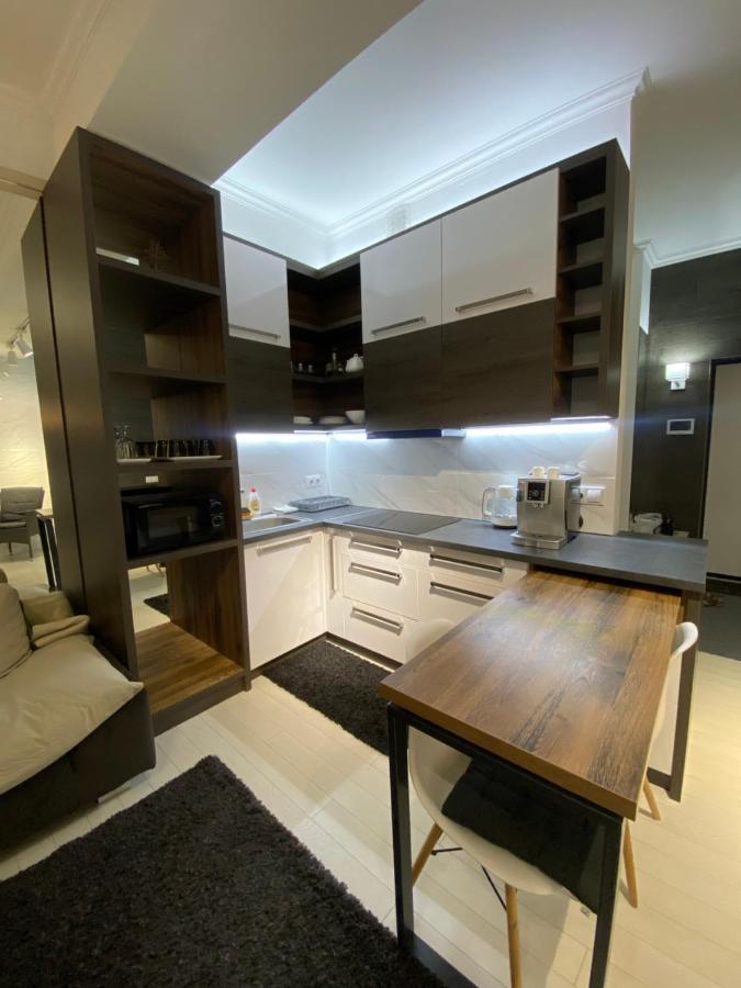 New Double Room Luxury Apartment In The Center Kisinyov Kültér fotó